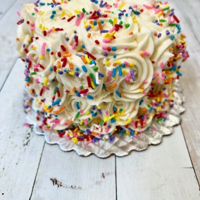 Sprinkled Rosette smashcake $25